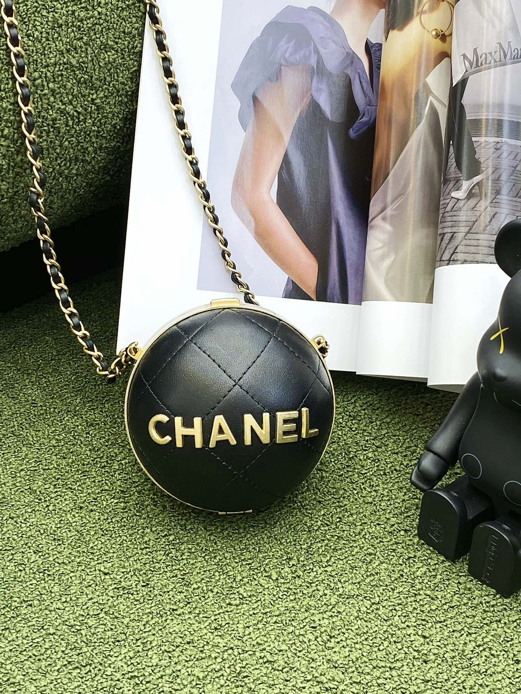 CHL -  Ball Bag Black and Gold Chain Bag For Women 23.5LO/9.25in