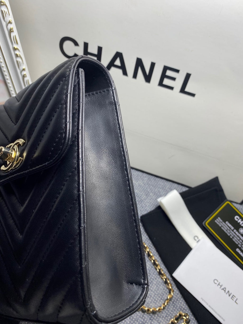 CHL -  Chevron Trendy CHL -  Phone Black Bag For Women 18LO/7in