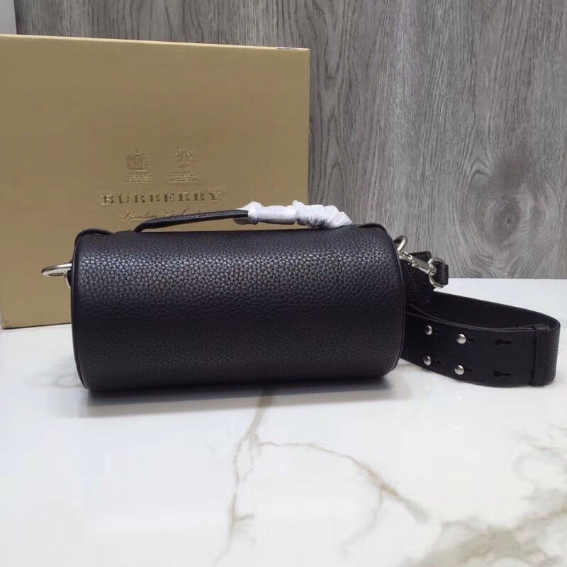 B-Berry - BB  Barrel Bag Black For Women, Bags 8.3in/21LO