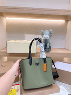 LO - CCH Bags - 094