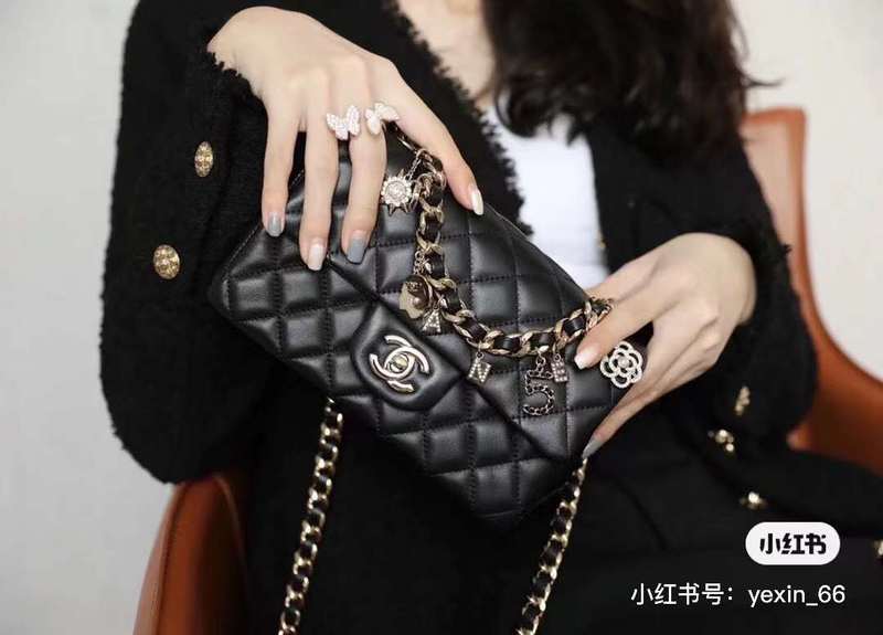 LO - CHL  BAGS FOR WOMEN - FASHION LUXURY BAGS - 036
