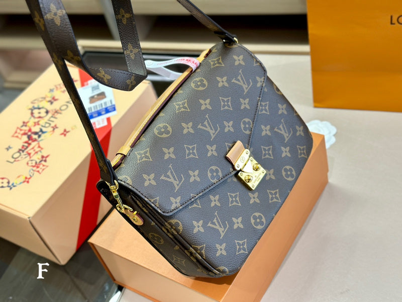 LO - LV Bags - 15032