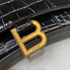 BLN-Ciaga Hourglass Wallet On Chain in Black, For Women,  Bags 7.6in/19LO  6560501LRGM1000