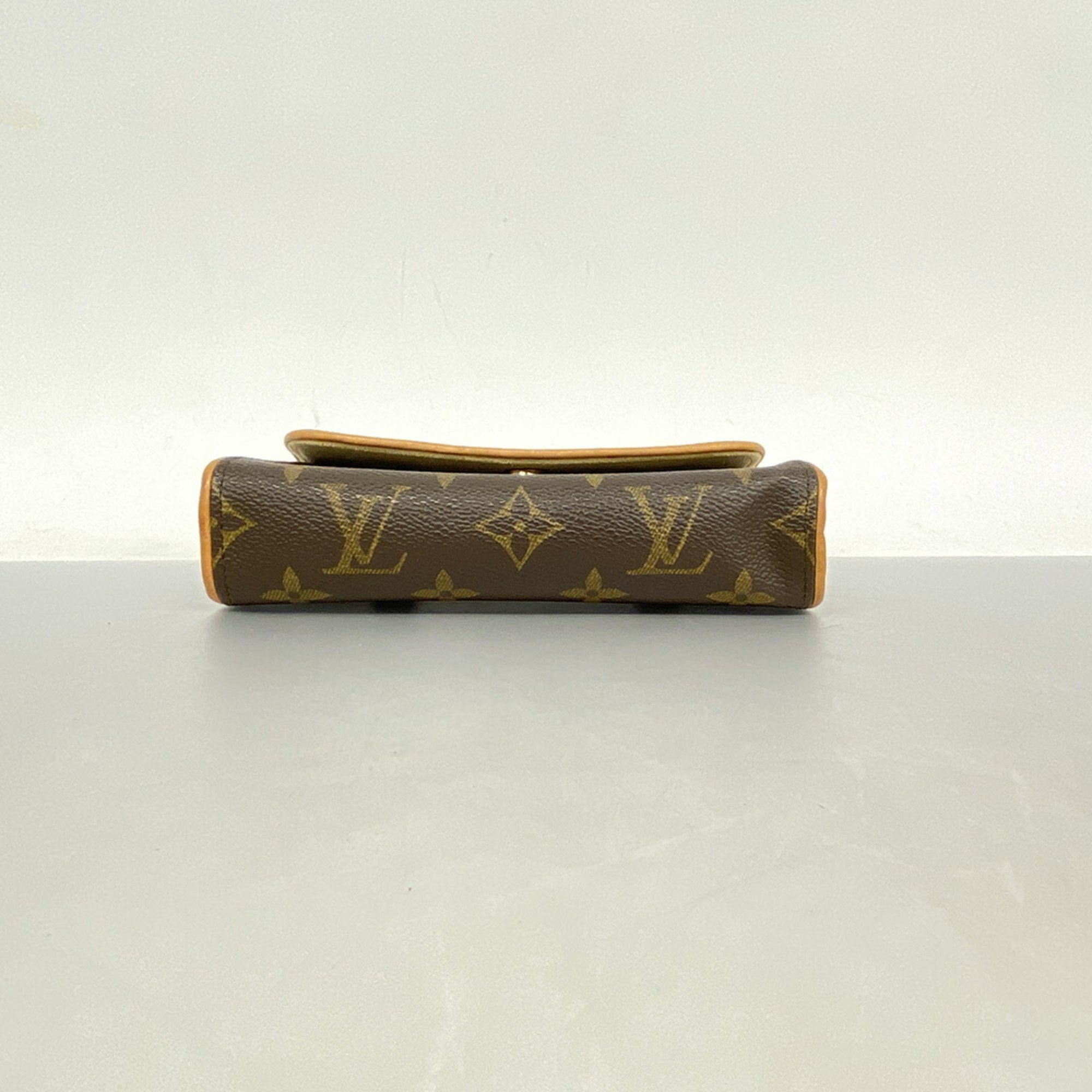 LO-LV bags 210
