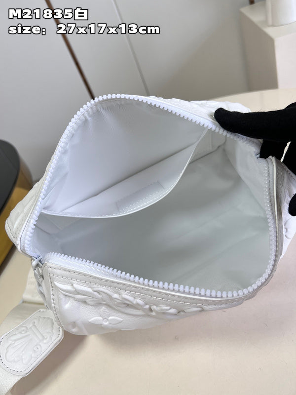 LO - LV Bags - 15374