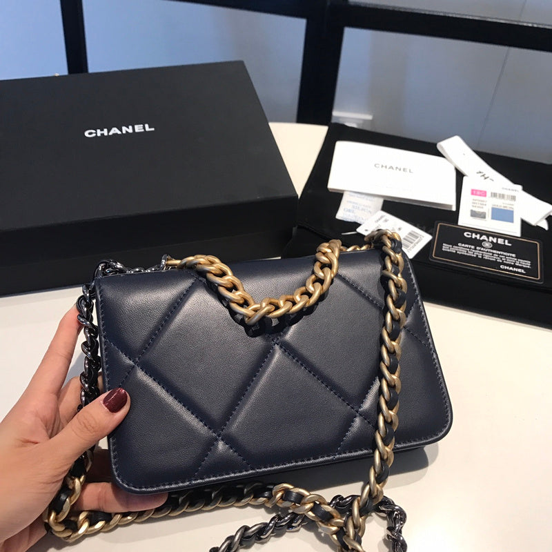 LO - CHL  BAGS FOR WOMEN - FASHION LUXURY BAGS - 946