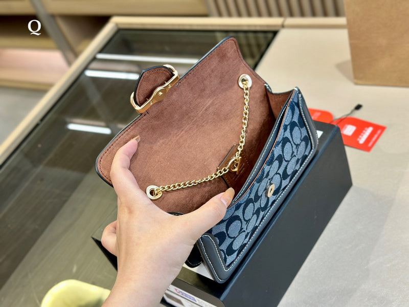 LO - CCH Bags - 110