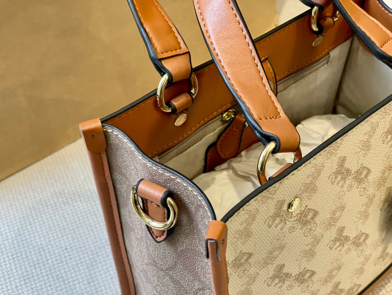 LO - CCH Bags - 208