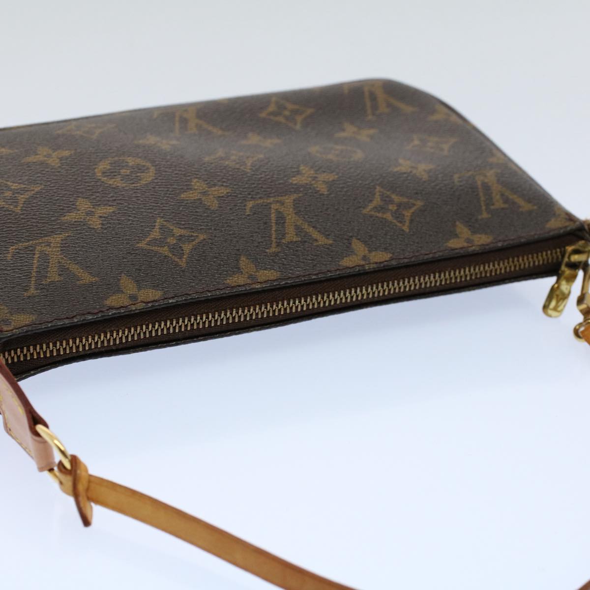 LO-LV bags 743