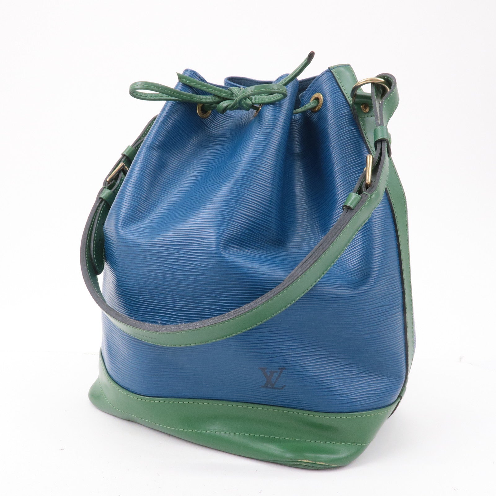 LO-LV bags 2427