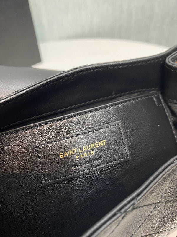 BB - YSL Bag - 2069