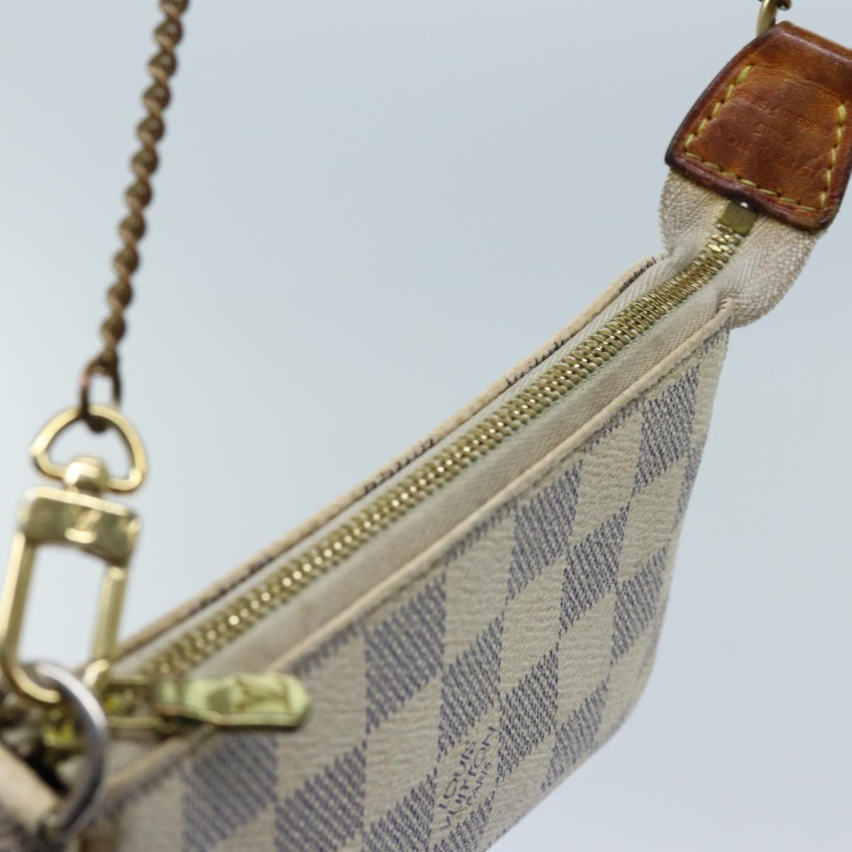 LO-LV bags 1103