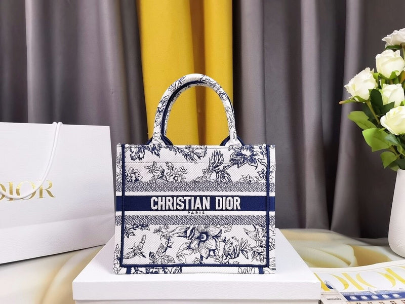 LO  - DOR FASHION BAGS - 1943