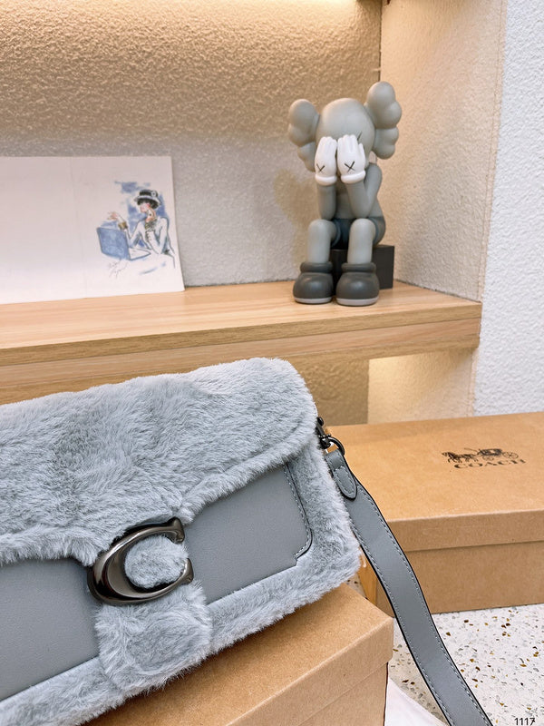 LO - CCH Bags - 366