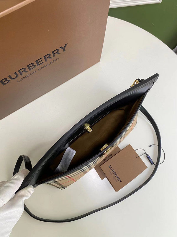 LO - B-BERRY BAGS - 101