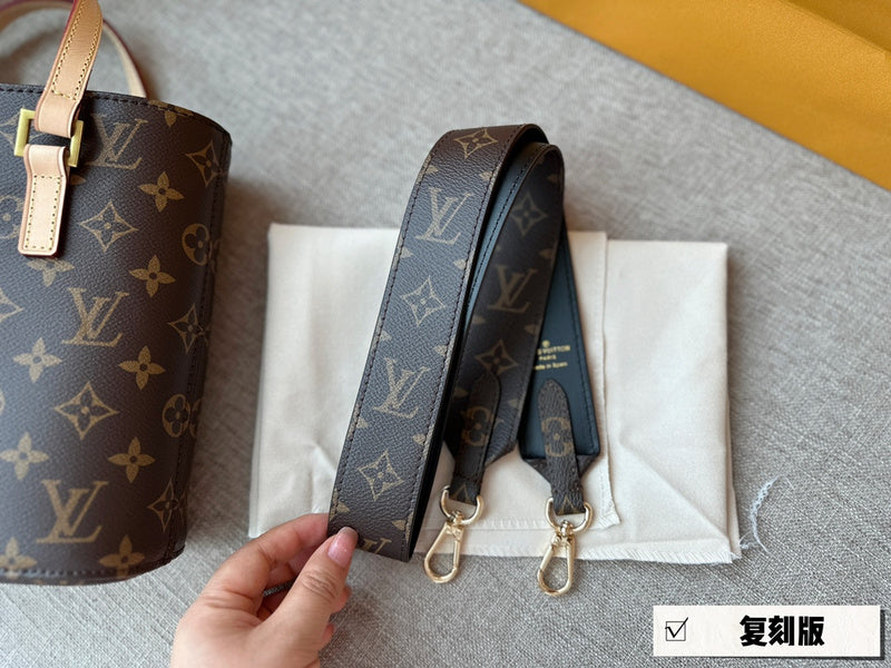 LO - LV Bags - 15079