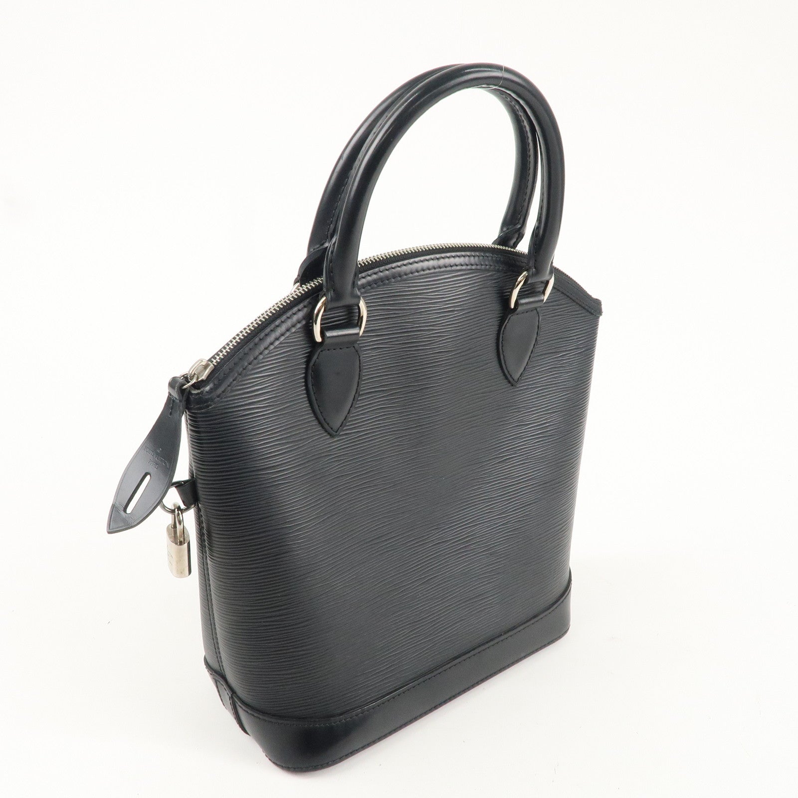 LO-LV bags 2557