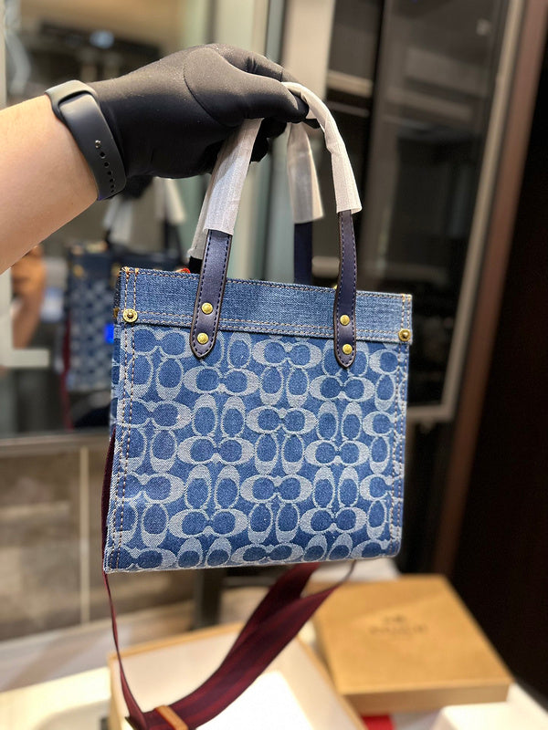 LO - CCH Bags - 061