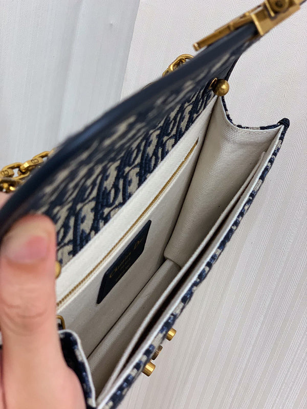 LO - DYOR   BAGS FOR WOMEN - FASHION LUXURY BAGS 233