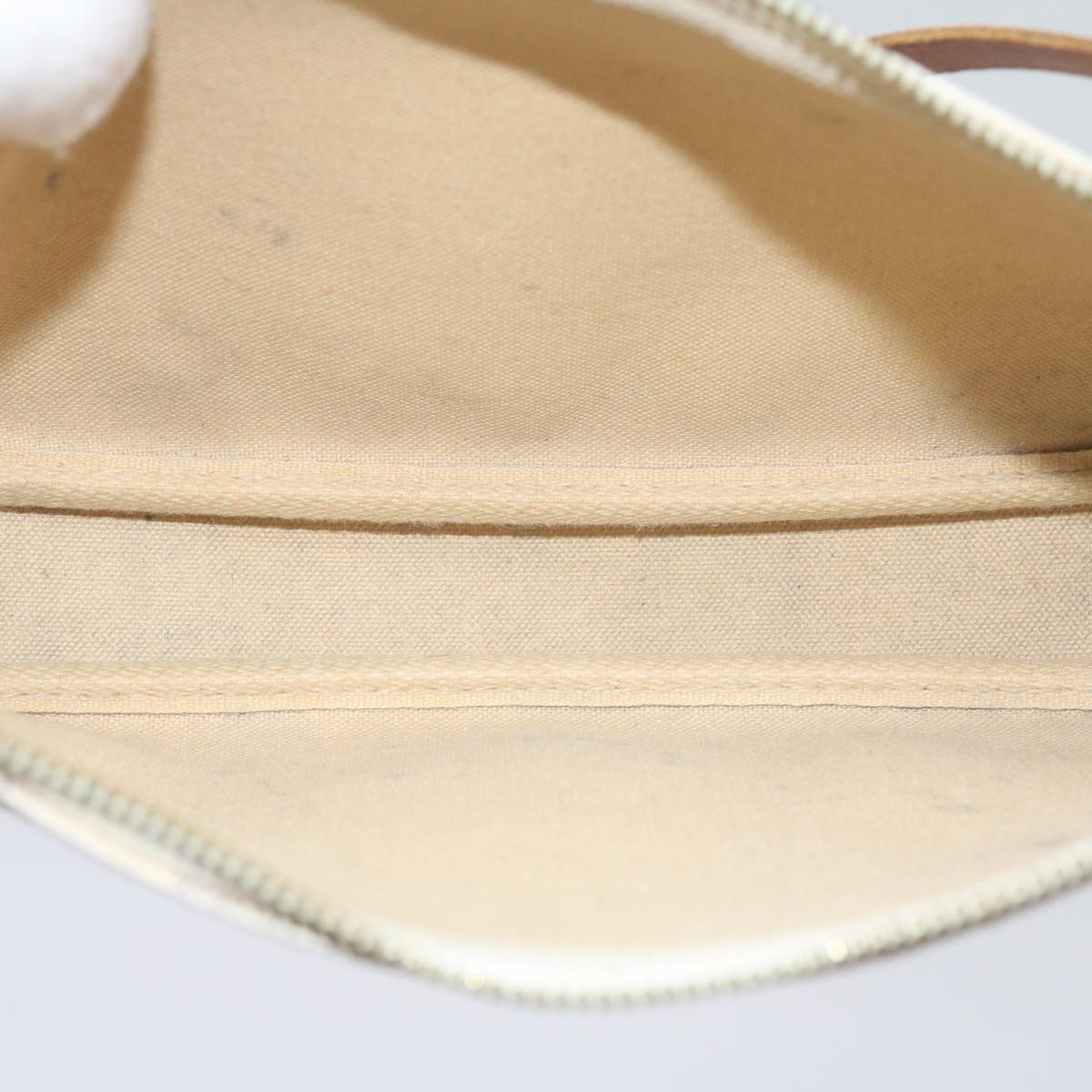 LO-LV bags 817