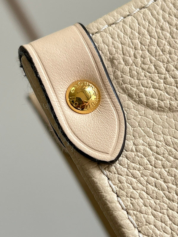 BB - LV Bags - 17028