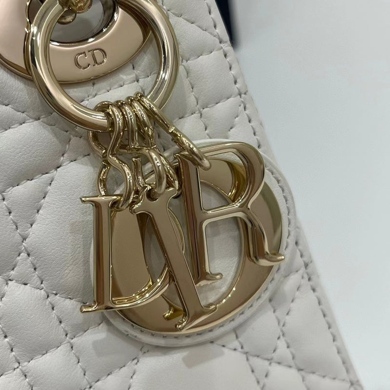 LO - DYOR   BAGS FOR WOMEN - FASHION LUXURY BAGS 001