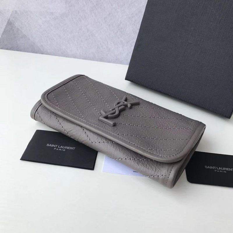 BB - YSL Bag - 2430