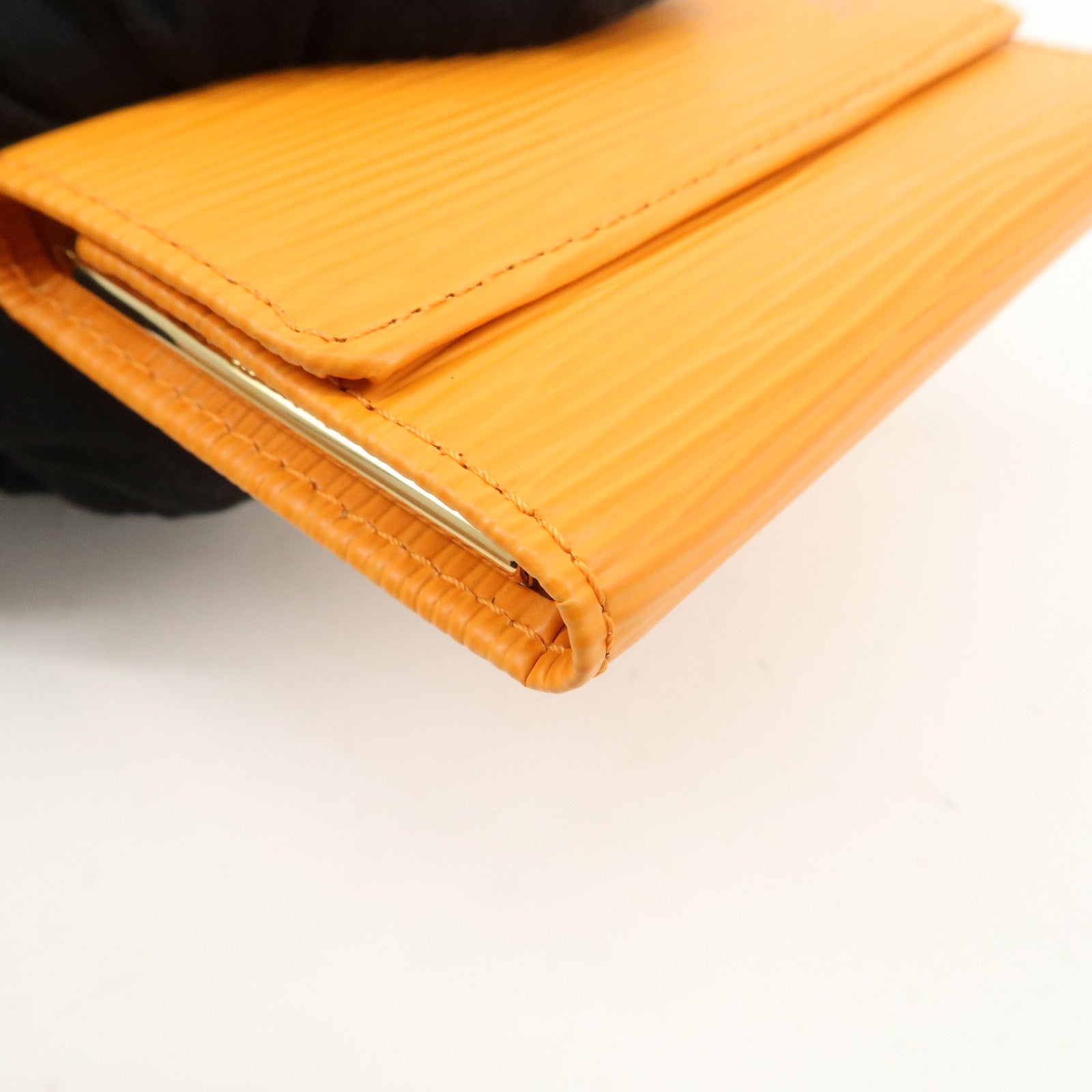 LO-LV bags 3989