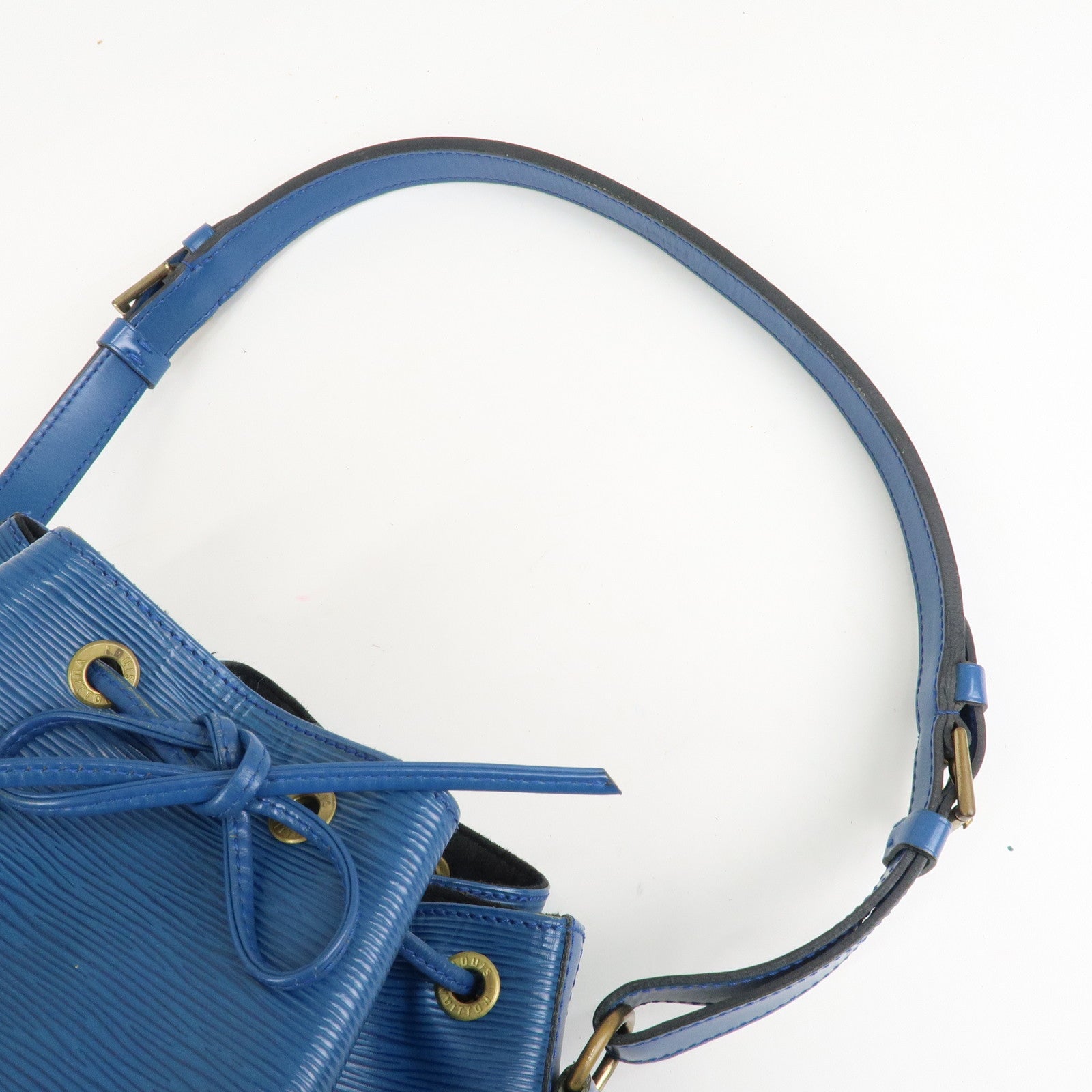 LO-LV bags 3815