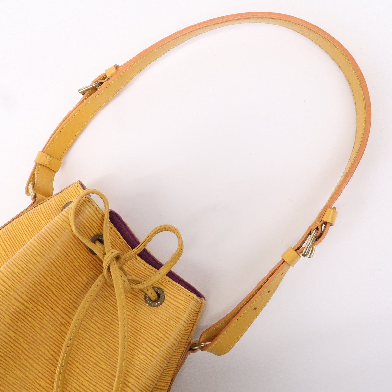 LO-LV bags 2560