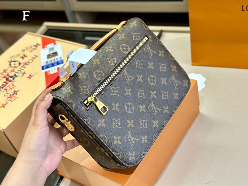 LO - LV Bags - 15032
