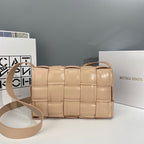 B-VENETA STYLISH HANBAGS FOR WOMEN - - 211