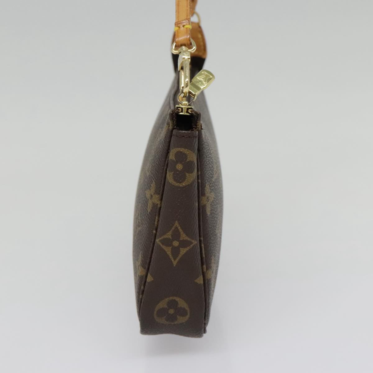 LO-LV bags 1645