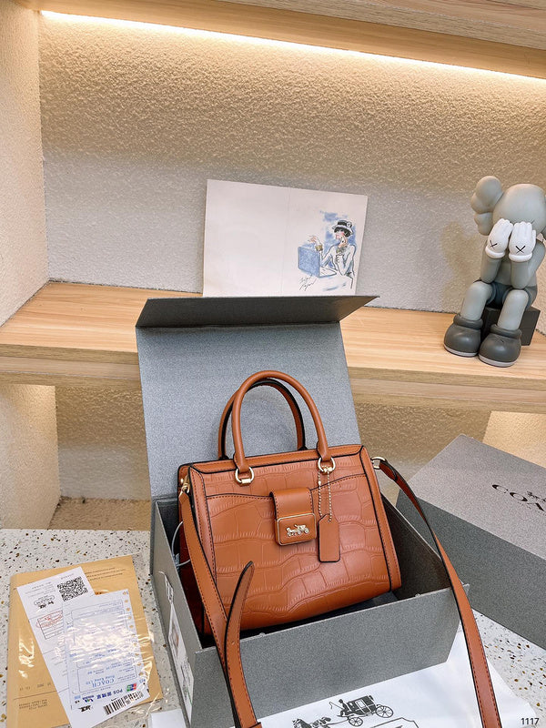 LO - CCH Bags - 399