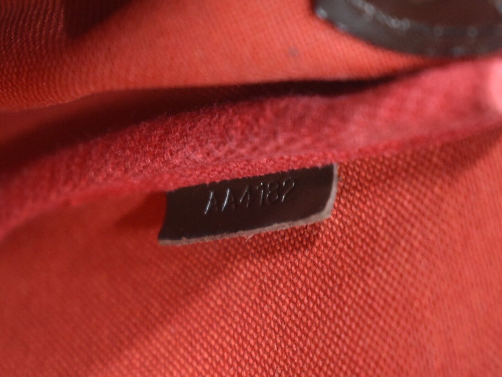 LO-LV bags 445