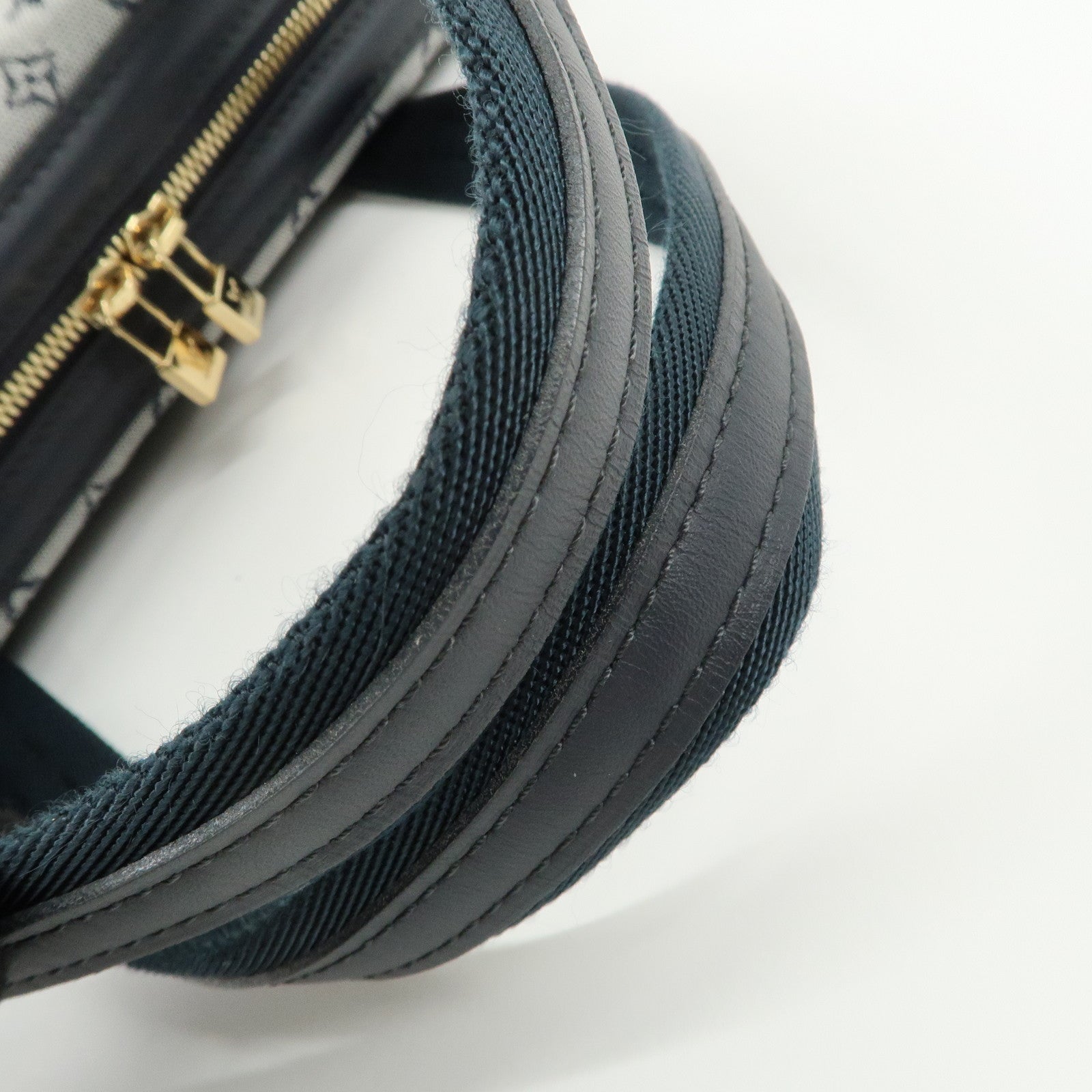 LO-LV bags 3943
