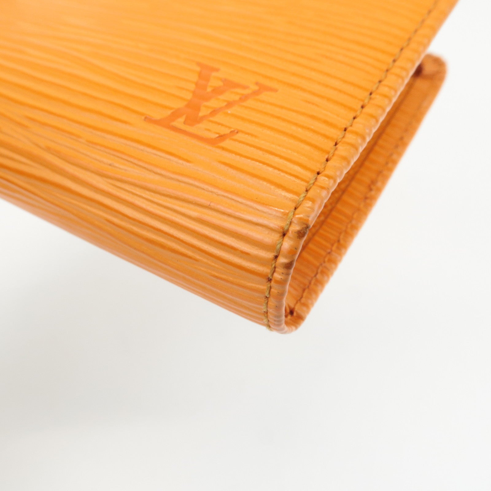 LO-LV bags 3958