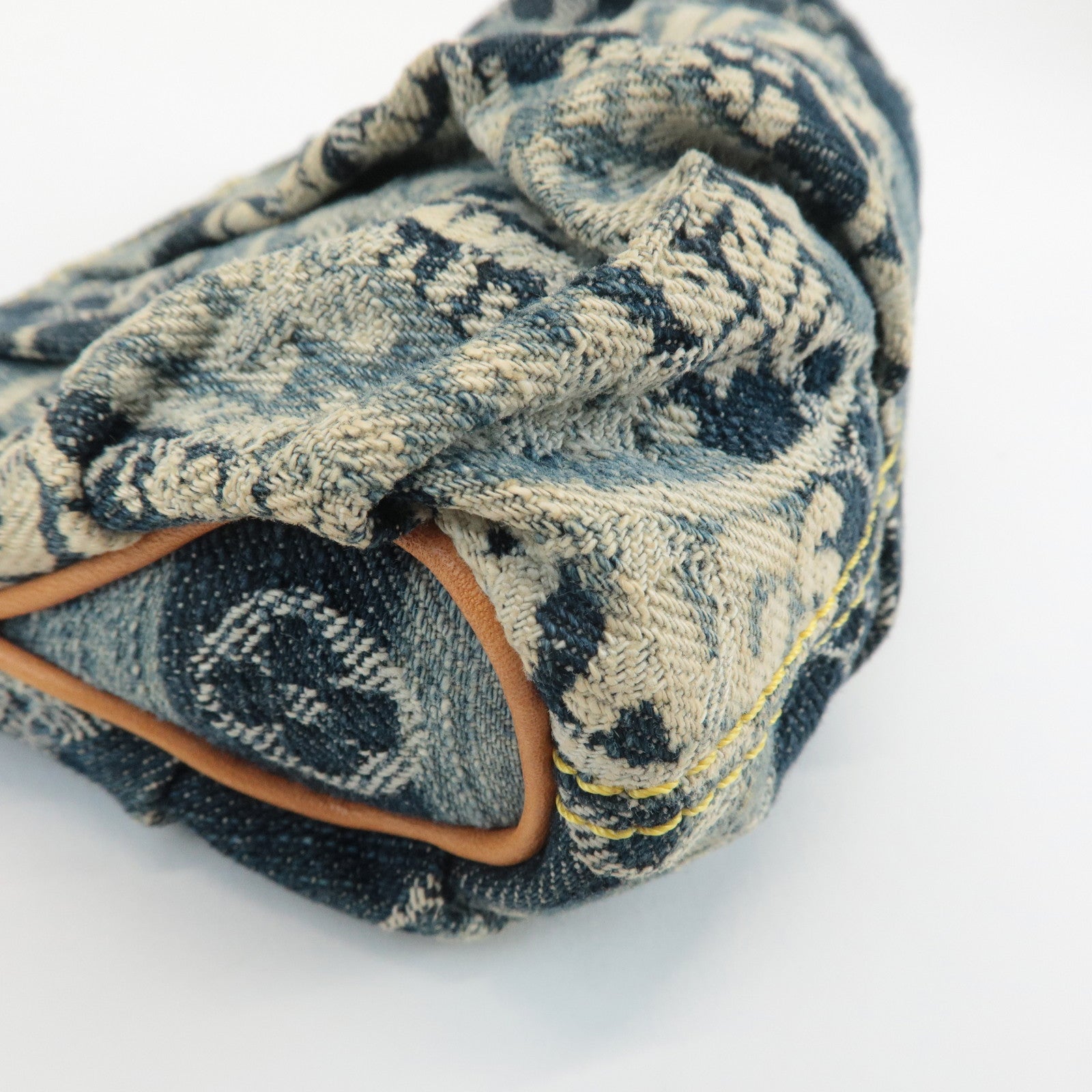 LO-LV bags 3972