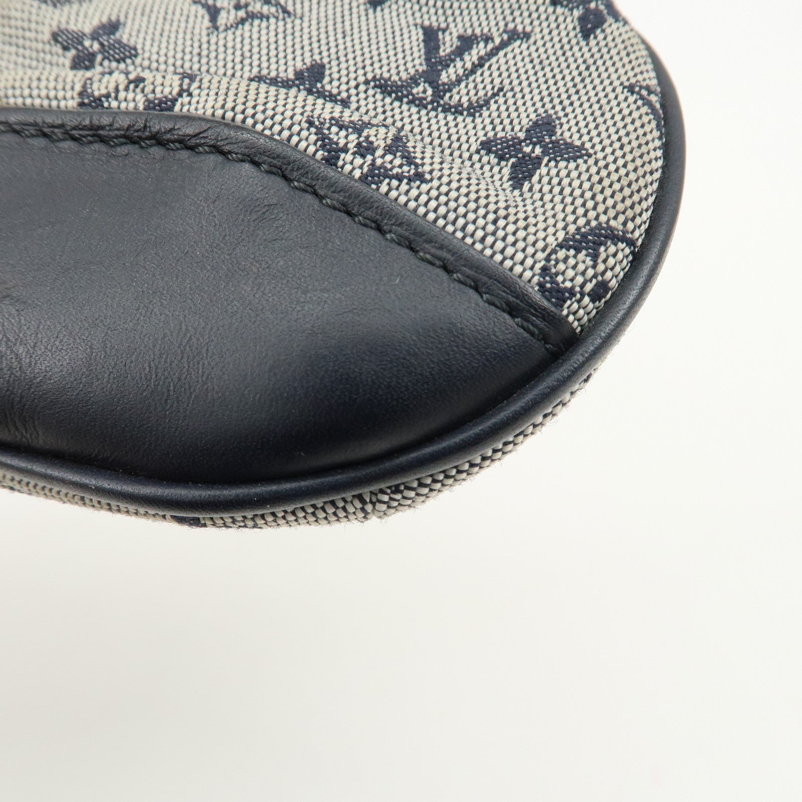 LO-LV bags 3971