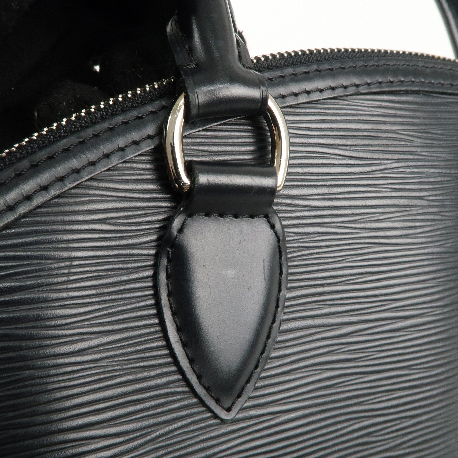 LO-LV bags 2557