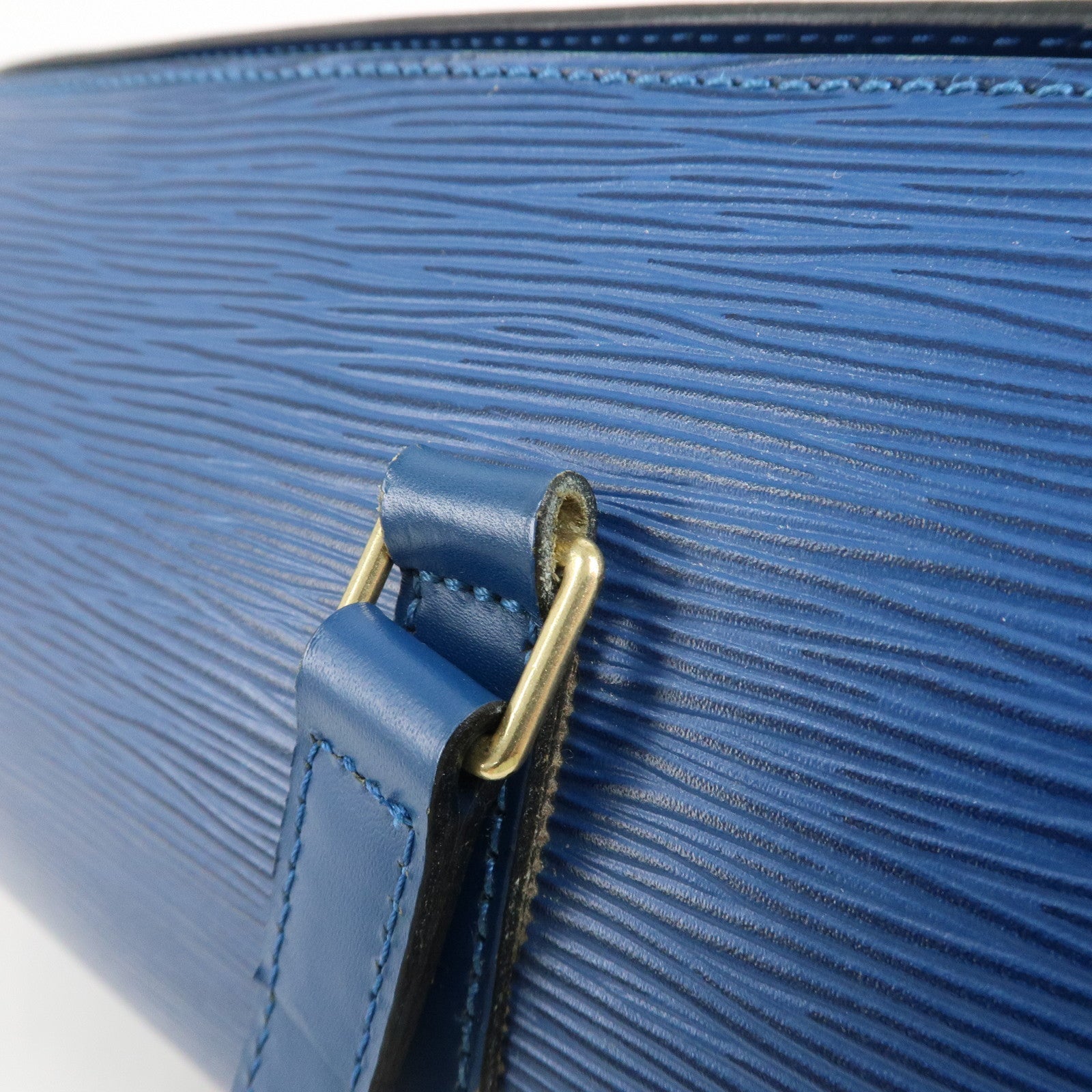 LO-LV bags 3821