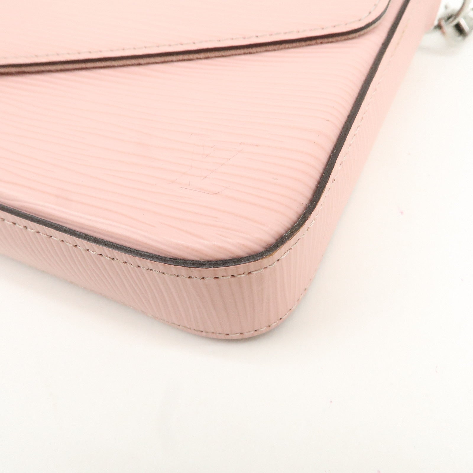 LO-LV bags 3869
