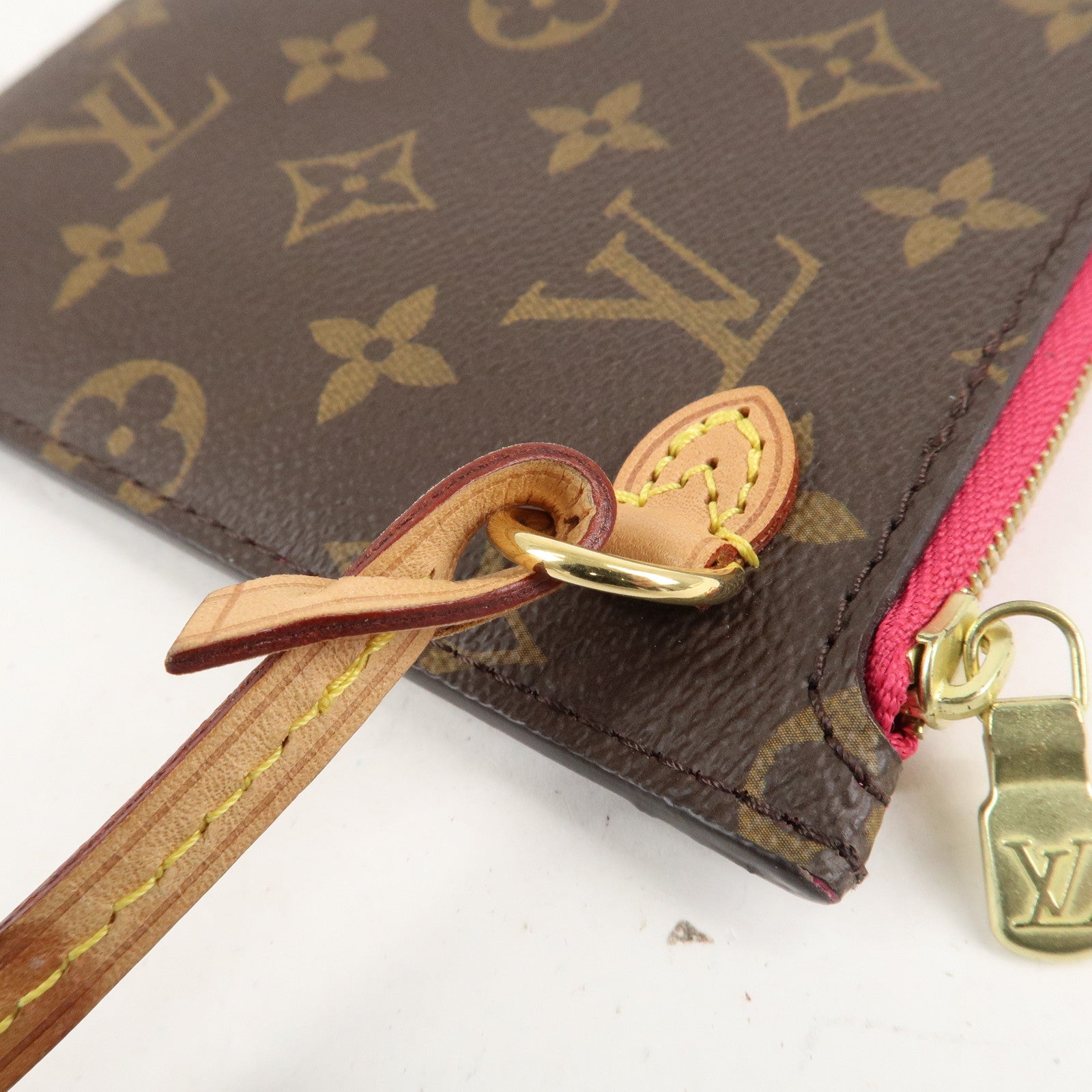 LO-LV bags 3850