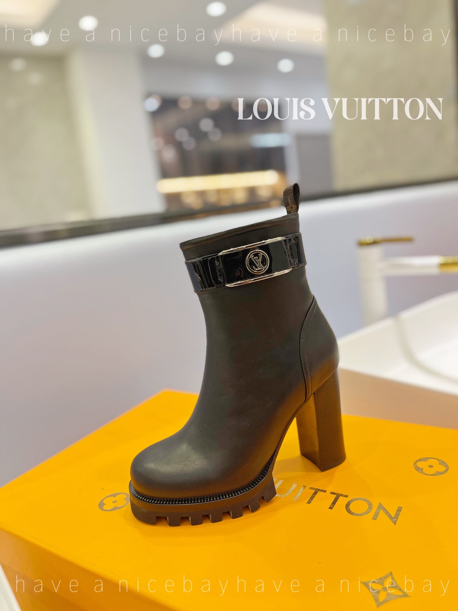 LO-LV bags 3436