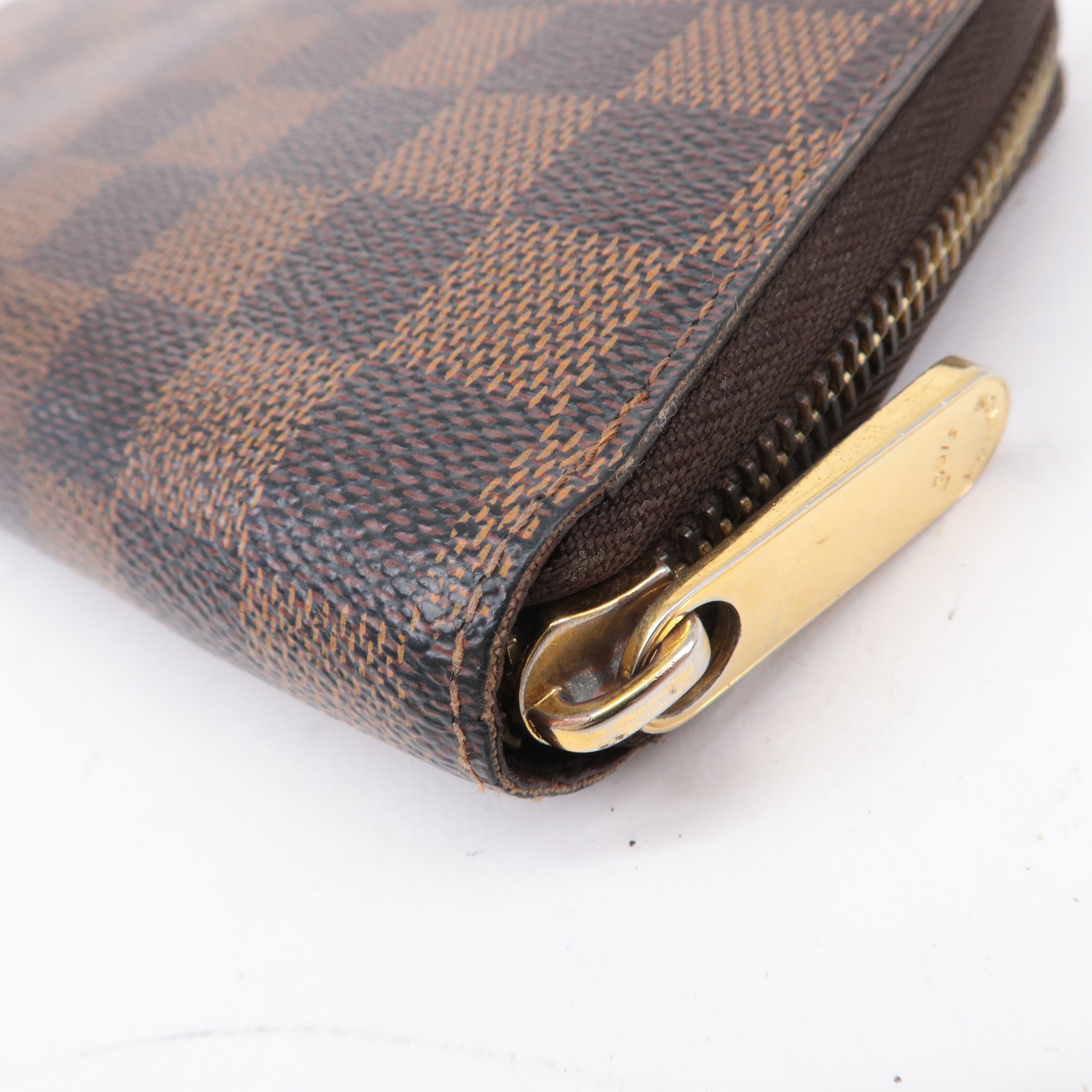 LO-LV bags 2001