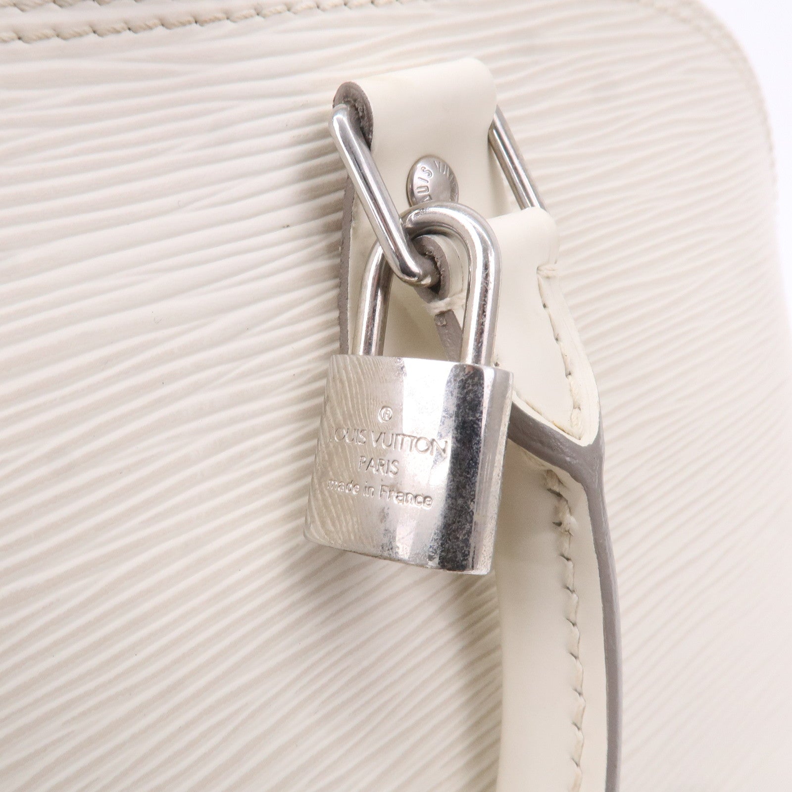 LO-LV bags 2391