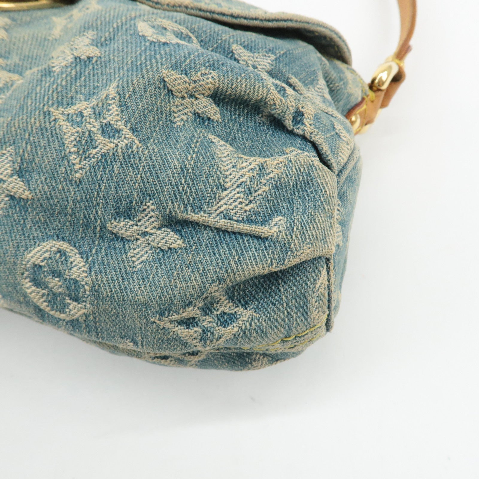 LO-LV bags 3840