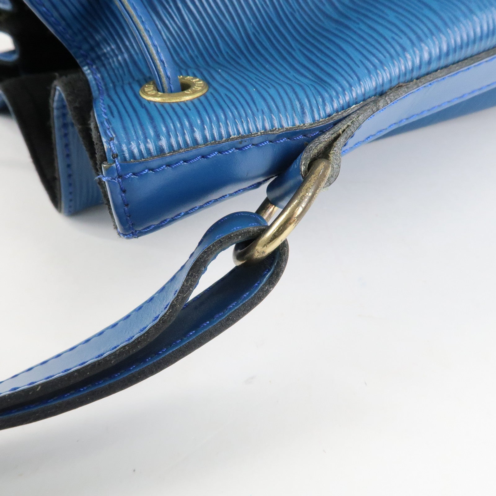 LO-LV bags 3815