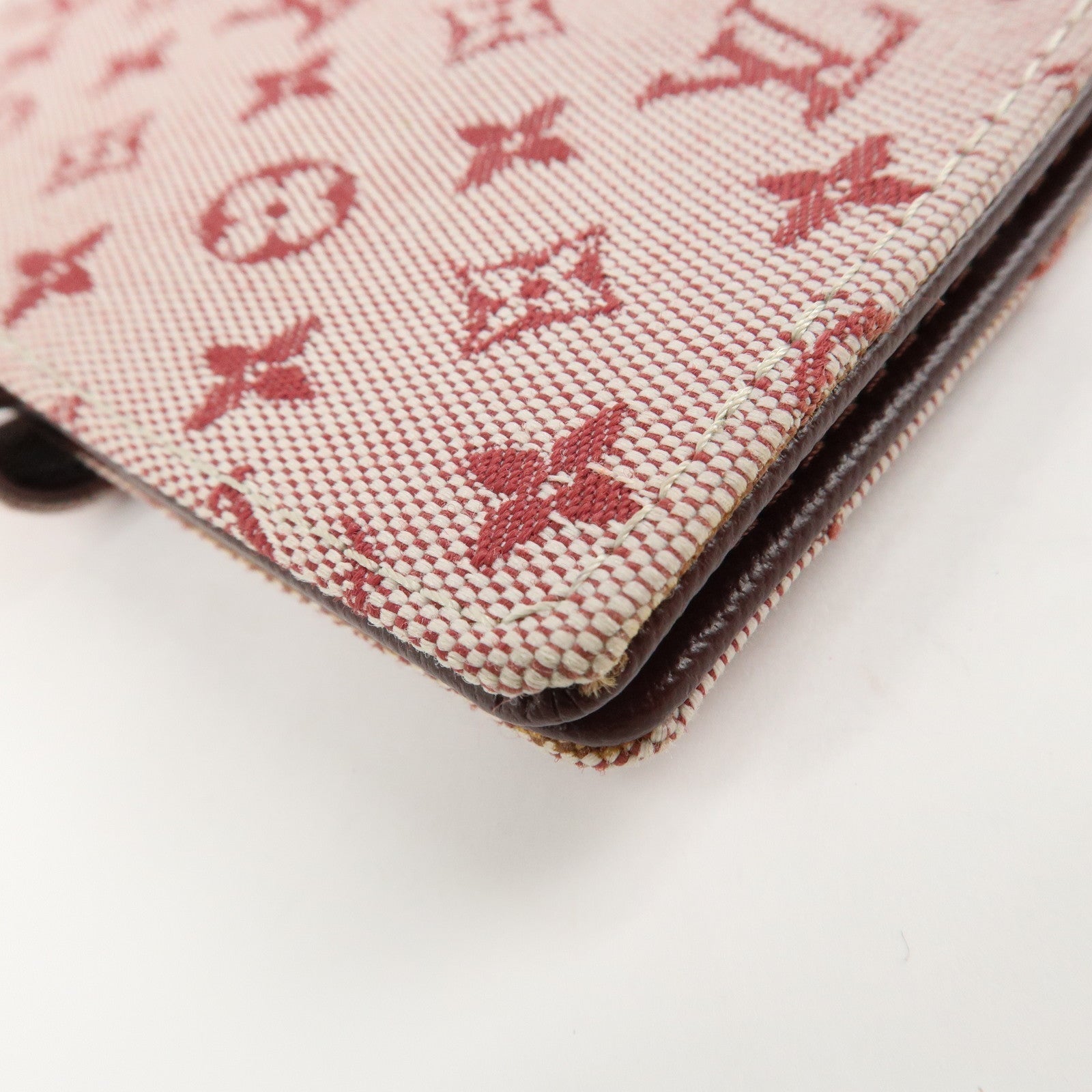 LO-LV bags 3875