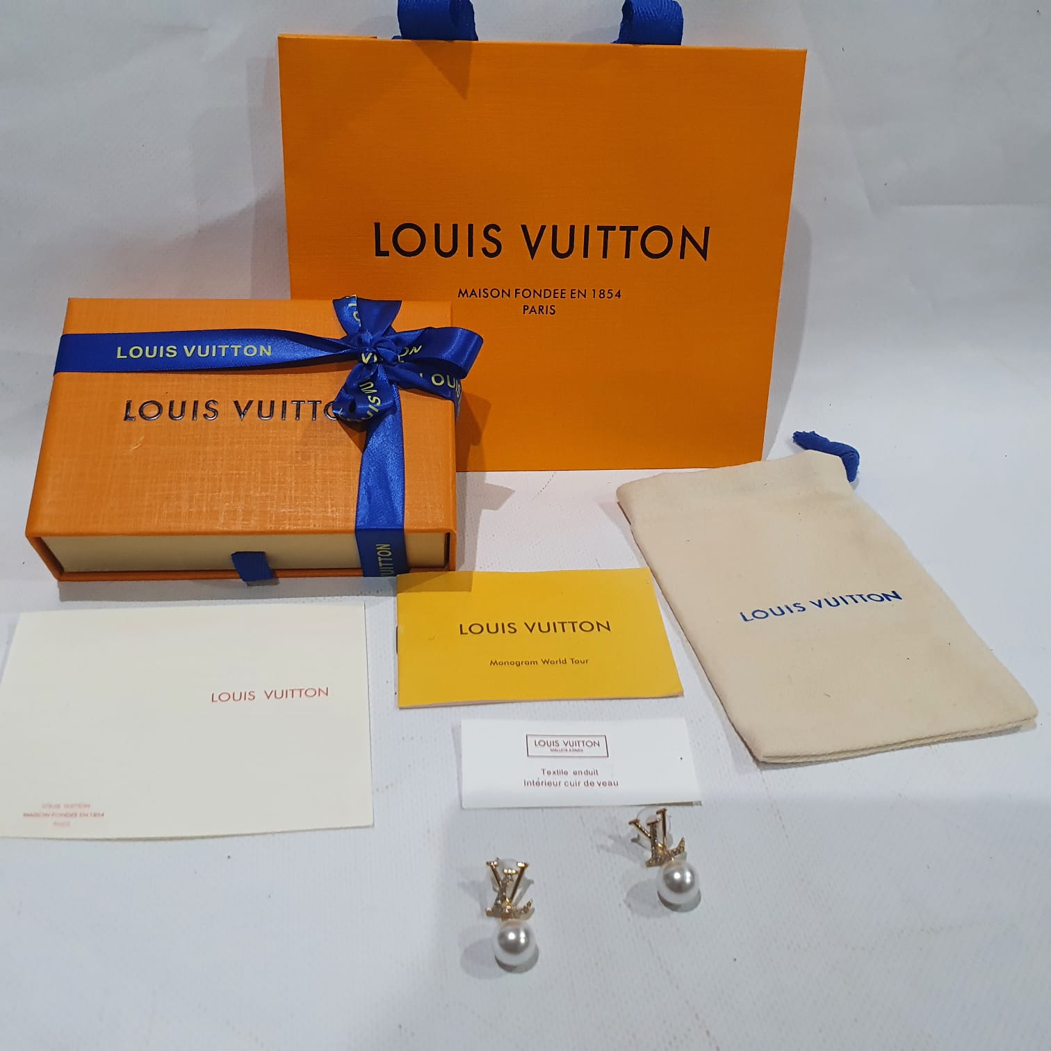 LO-LV bags 2187